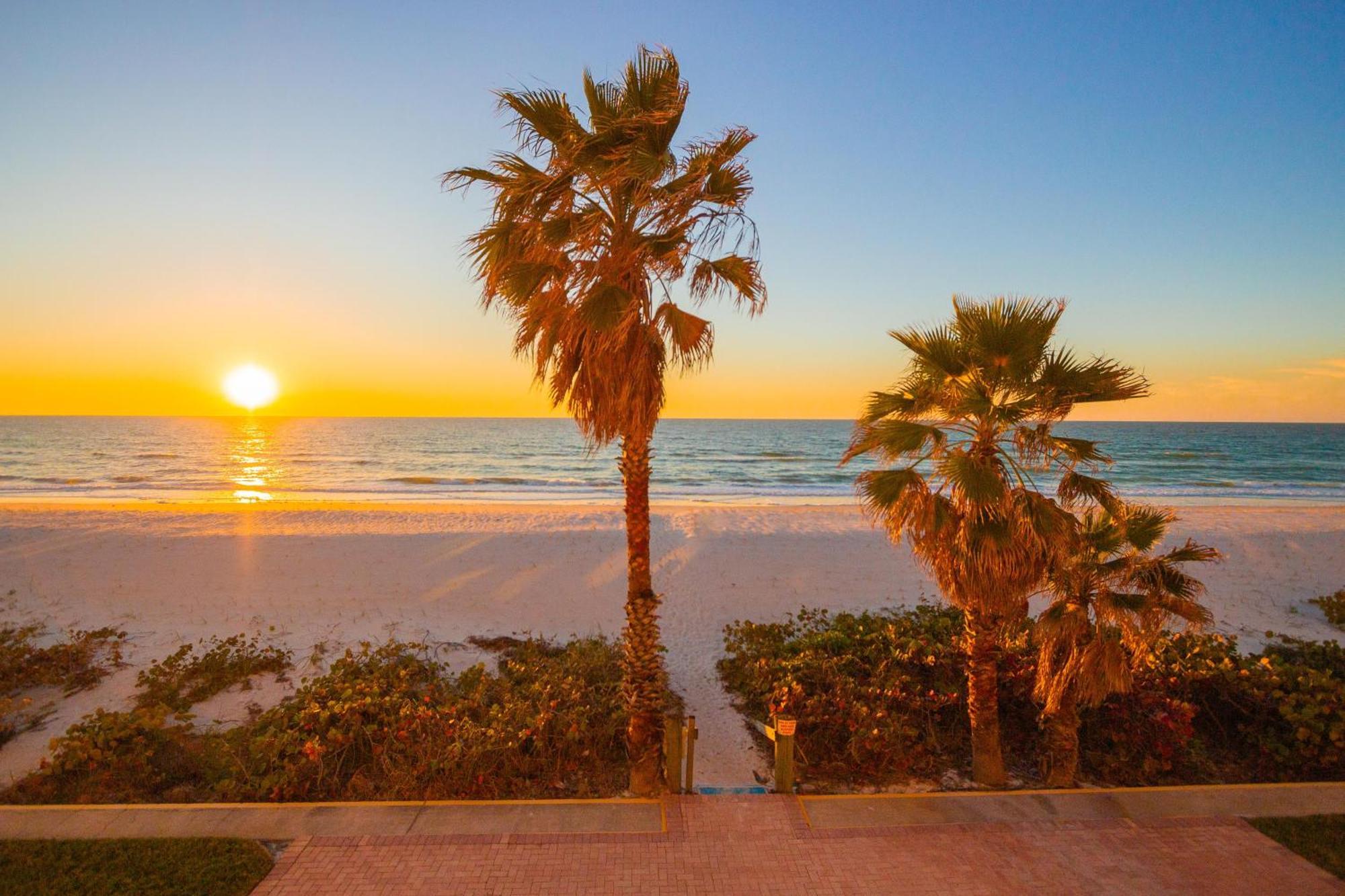 Beach Happy Clearwater Beach Exterior foto
